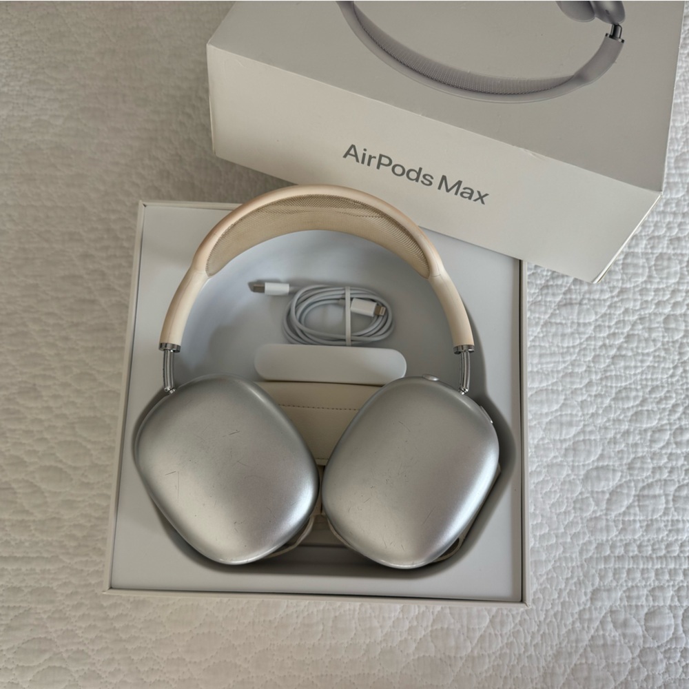 Apple AirPods Max 2020 Silver with White Headband
